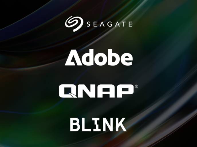 漩涡状背景代表旋转的磁盘，并带有 Seagate、Adobe、QNAP 和 Blink 的标志。