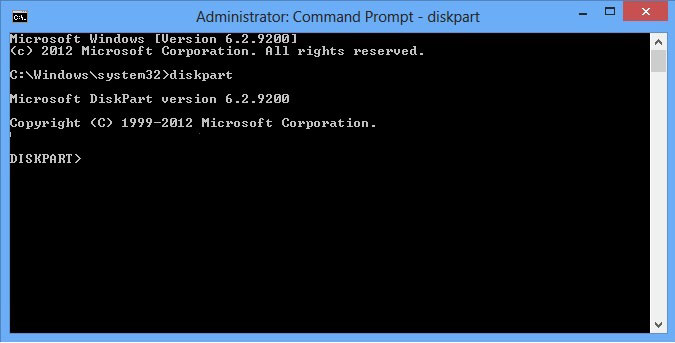 Shows the command prompt window that DISKPART> is now the selected command